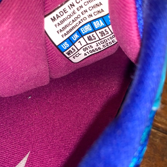 Women’s Mizuno running shoes size 9.5 - Picture 4 of 4